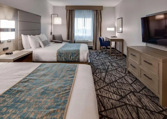 Best Western Plus Mid County